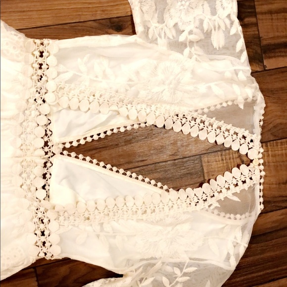 Lace Romper, size S - Picture 5 of 8